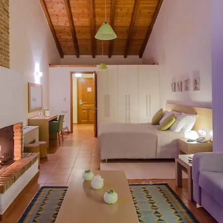 Kaminos Resort 4*